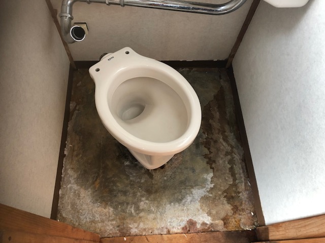 便器を外す前